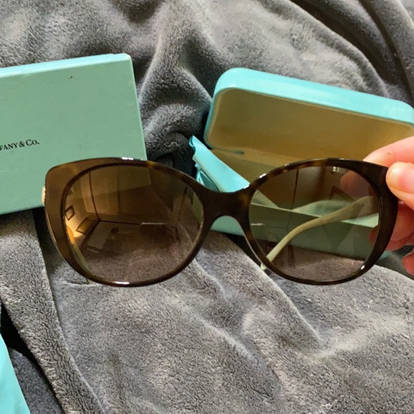 SOLD!!!!! - Picture 3 of 5